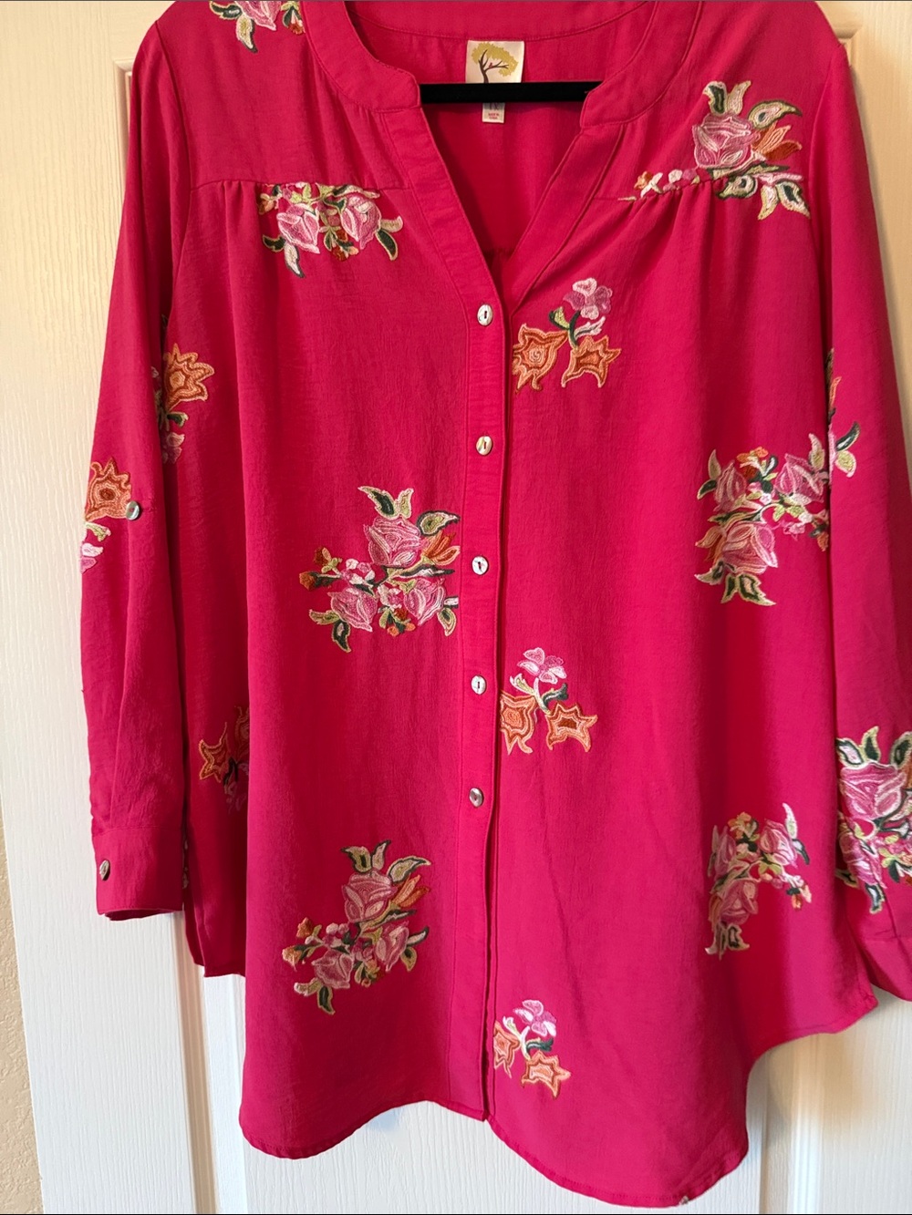 22. Fig and Flower 1X Women's Fuchsia Floral Embroidered Button-Front Blouse